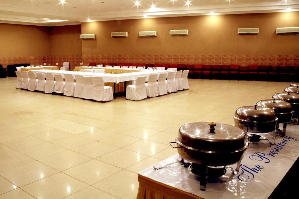 The Presidency Hotell Bhubaneswar Eksteriør bilde